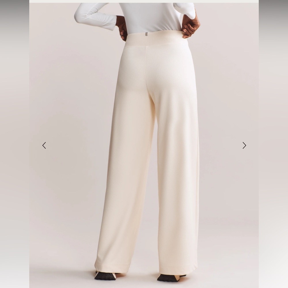RHONE Tan Women's Leggings - Picture 10 of 11